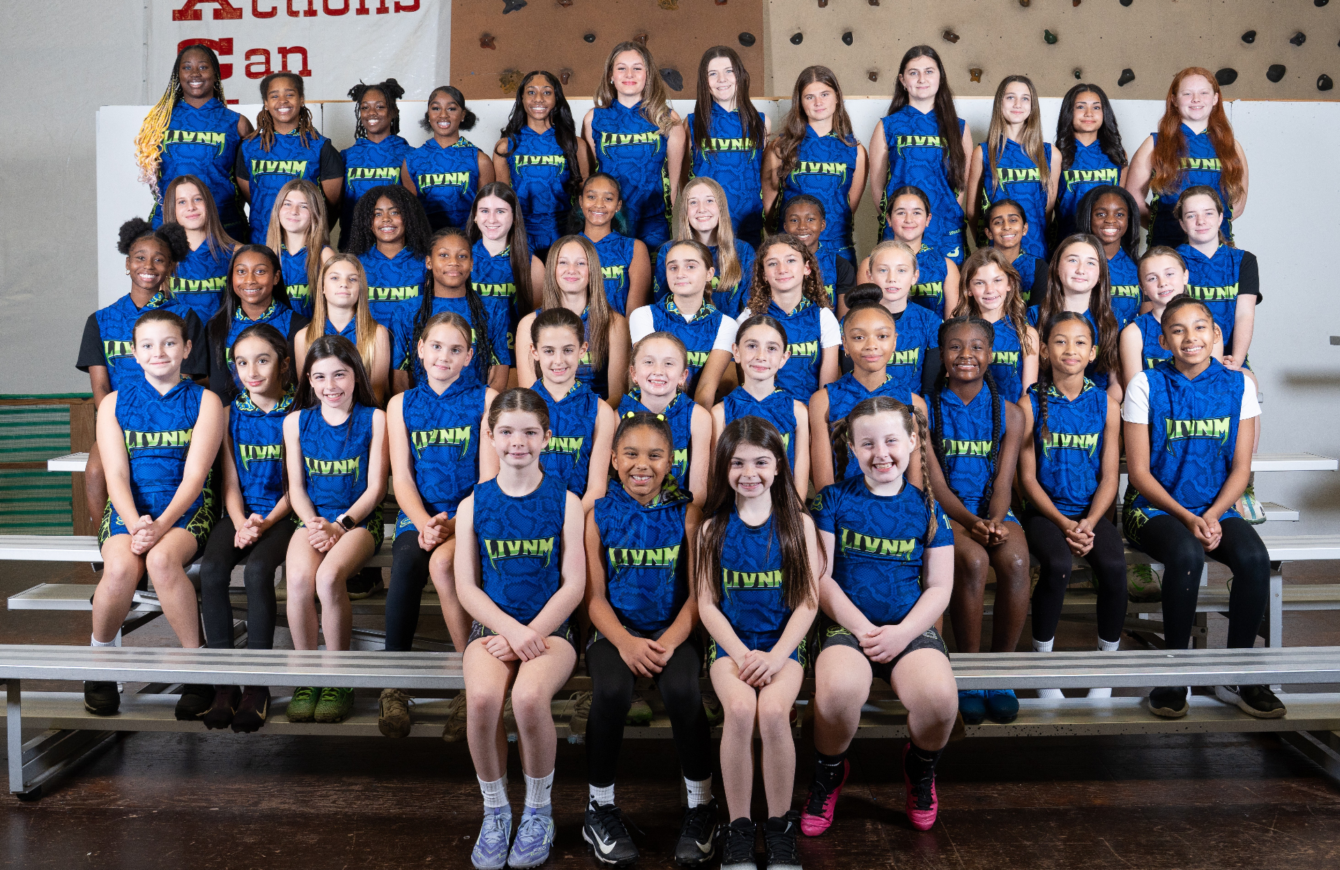 The Long Island Venom girls flag football team group photo